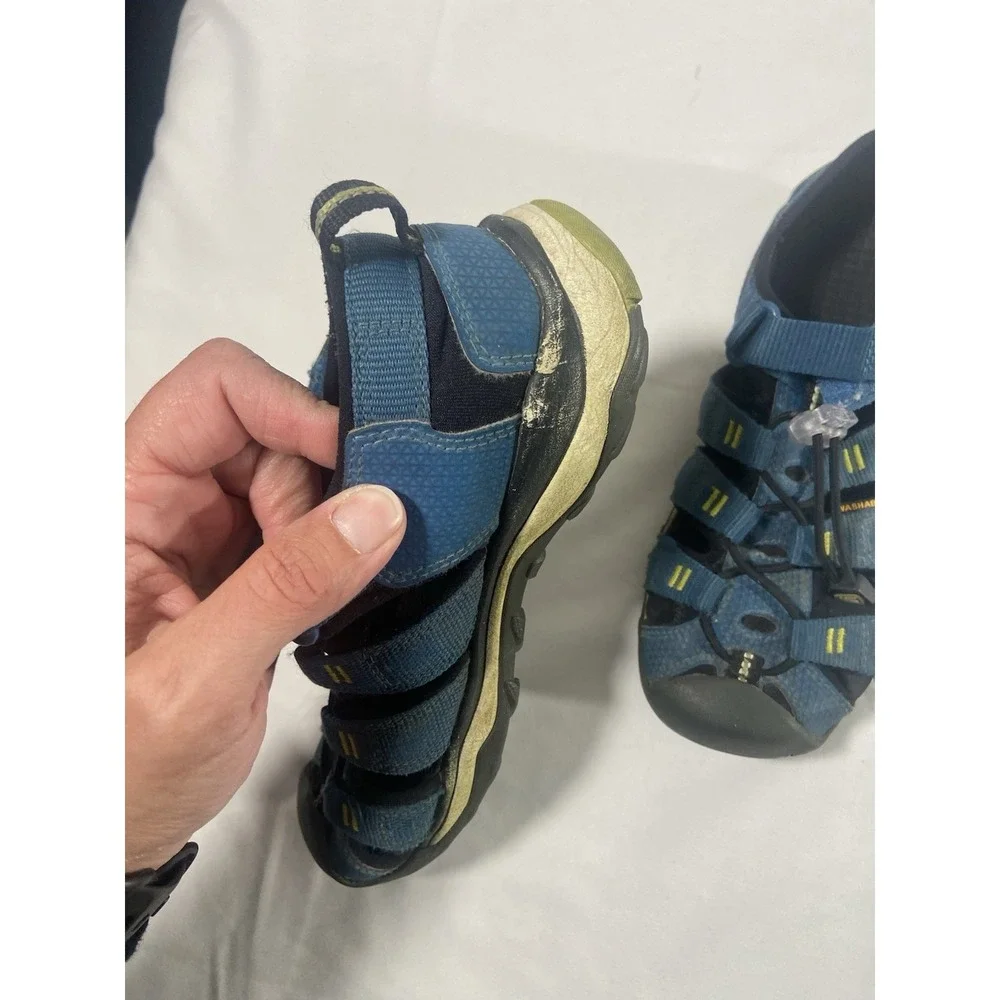 Keen Boys Newport Neo H2 Sandals Size 2 Waterproof Hiking Camping Outdoors